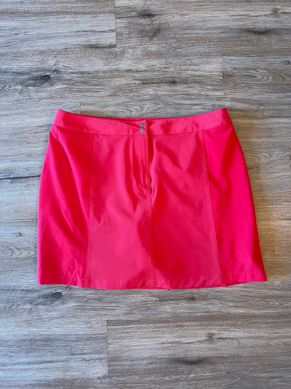 Liz Golf Red Golf Skort Size 16